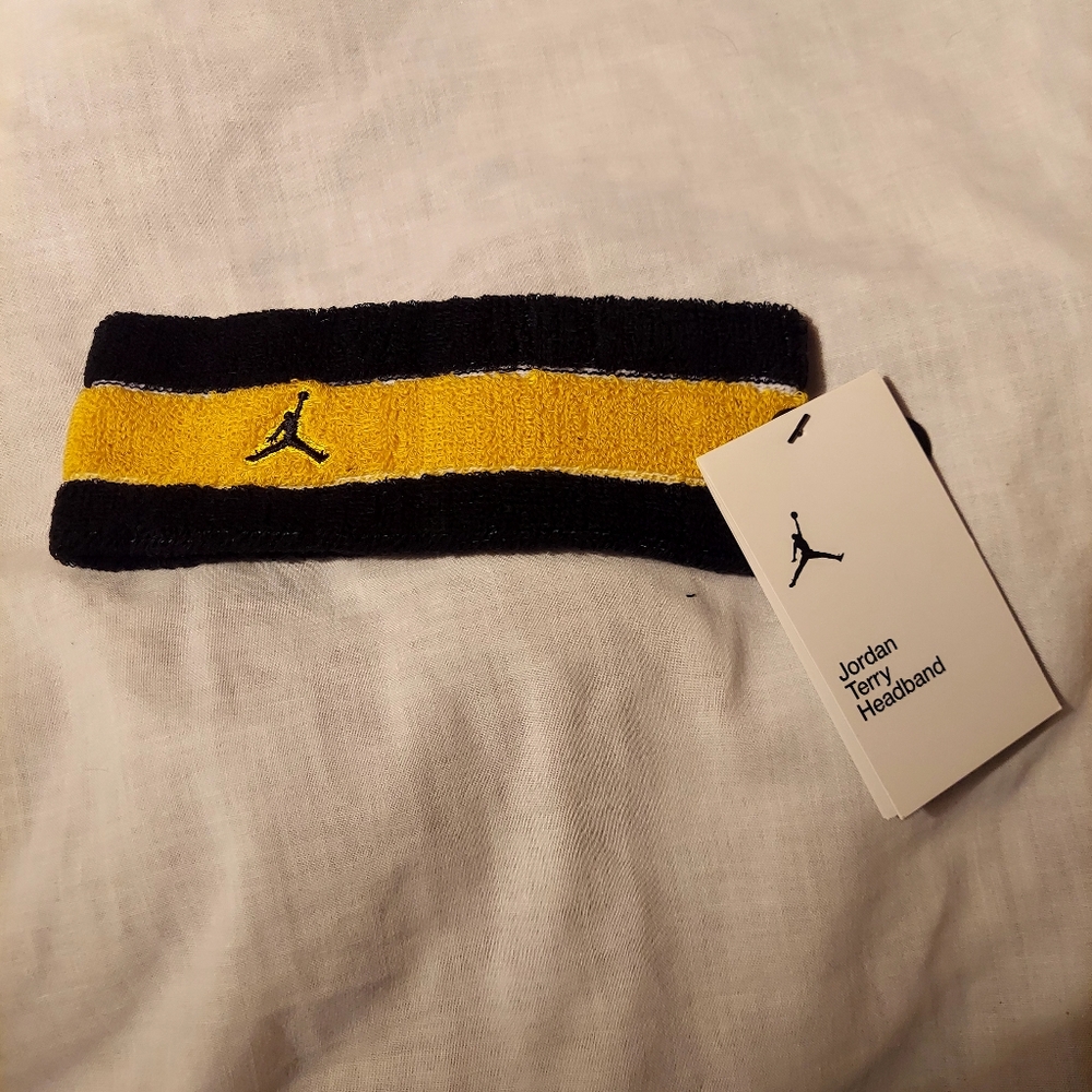 Nike Jordan Terry headband black and yellow mens